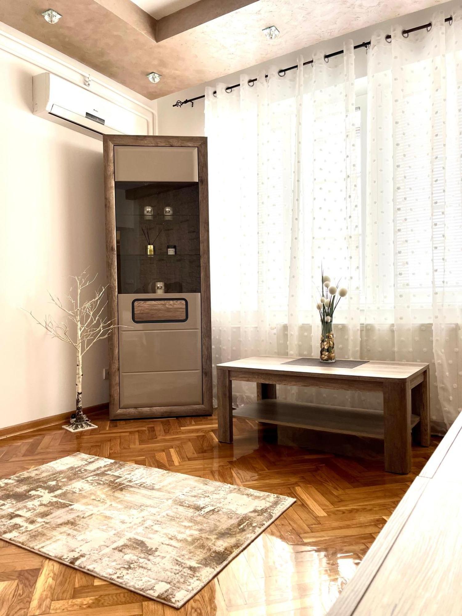 Appartement Lumo à Ni Extérieur photo